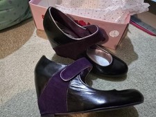 Poetic Licence Size 7 Ladies