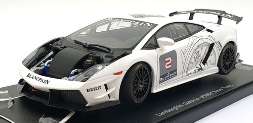 Autoart scale diecast - 1/18,