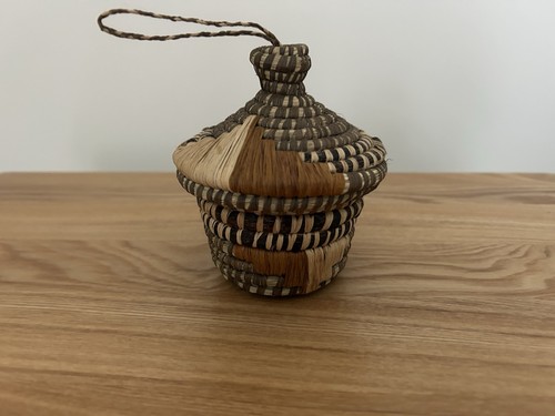 African small raffia hand - african,