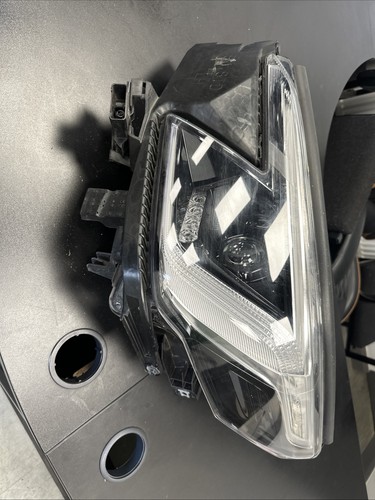 Subaru forester sg5 - subaru, led