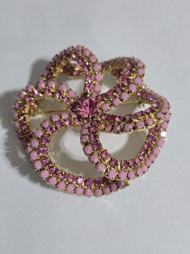 Vintage large goldtone - vintage,