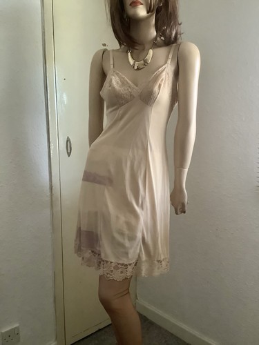 Vtg 1970s kayser - vtg, slippery