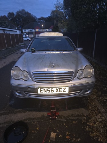 Mercedes w203 c200 - mercedes,