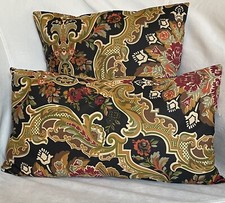 Vintage retro bold black print