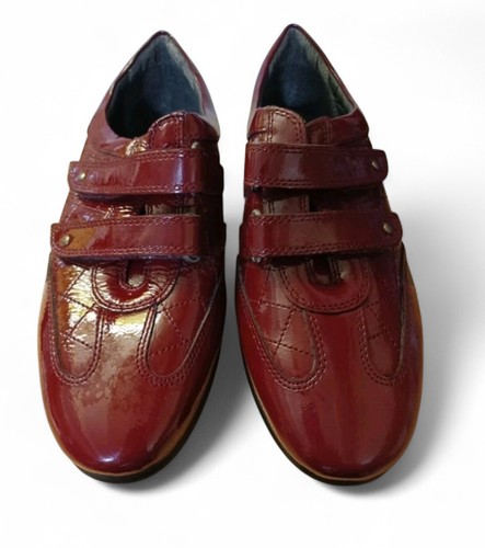 Red shoes size - van, dal