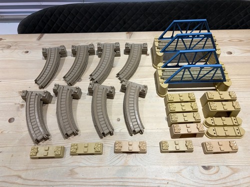Thomas trackmaster bridges and - thomas,