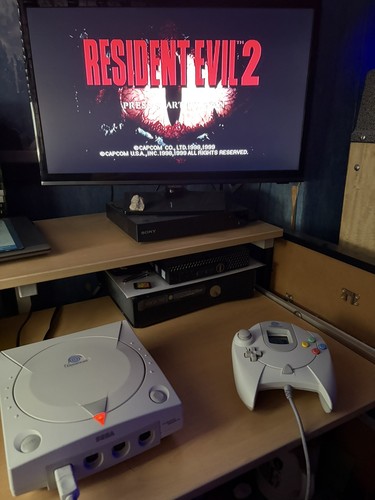 Sega dreamcast console - sega,