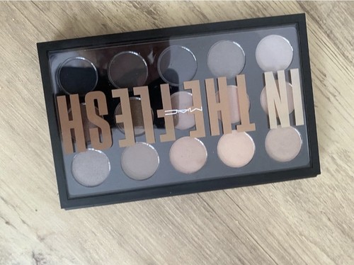 Mac cosmetics the - "in, flesh"