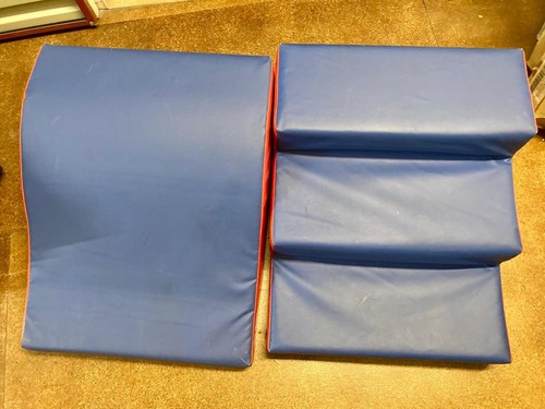 Soft play step and - soft,