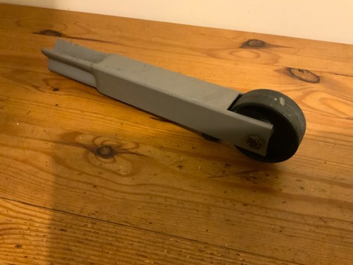 Proform removable metal leg - removable,