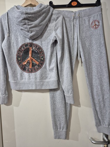 Vintage style embroidered