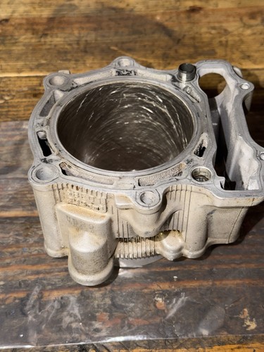1999 yamaha yz400 oem cylinder - yamaha,