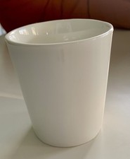 Maxwell & Williams White