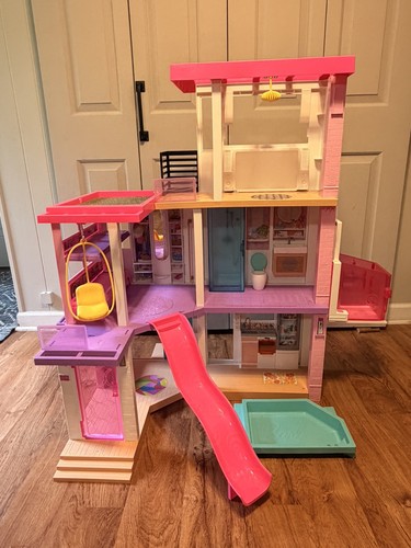 2021 barbie dreamhouse - barbie,