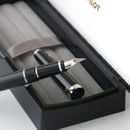 Near mint pilot - near,
