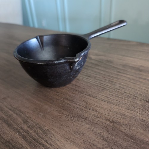 Lodge cast iron melting pot - cast,