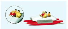 Preiser HO/OO Gauge Figures - Family in Pedal Boat Pedalo 10683
