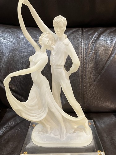 Frosted glass dancing couple - frosted,