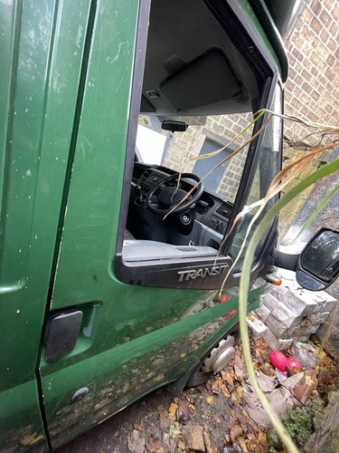 Driver side door ford transit - side,