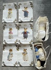 6 x Brambly Hedge Knitting kits, Patterns And Wool complete - Alan Dart design
