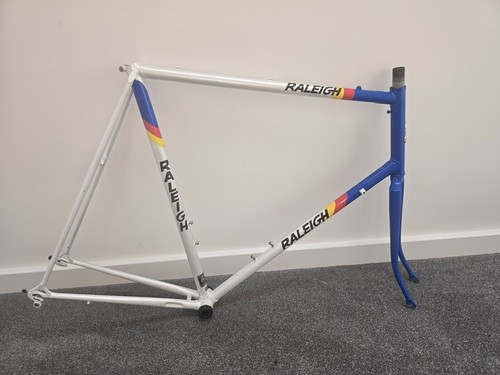 Raleigh panasonic 531c 64cm - panasonic,