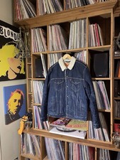 Men’s Levi  Sherpa Trucker