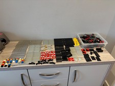 Lego Set 7745 High Speed City