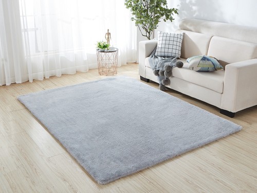 Luxurious faux fur rabbit - faux,