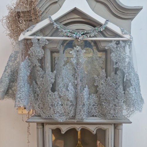 Ronald joyce light grey lace - joyce,