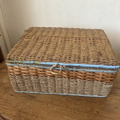 Vintage 1960s wicker sewing - wicker,