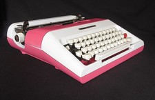 Vintage Olivetti Lettera 35
