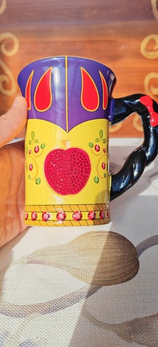 Snow white disney - white,