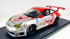 1/18 Autoart Porsche 911 996