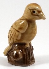 WADE DOVE HONEY  COLLECTORS