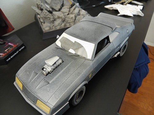 Mad max road warrior ford - max,