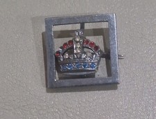 Vintage Kings Crown Cubic