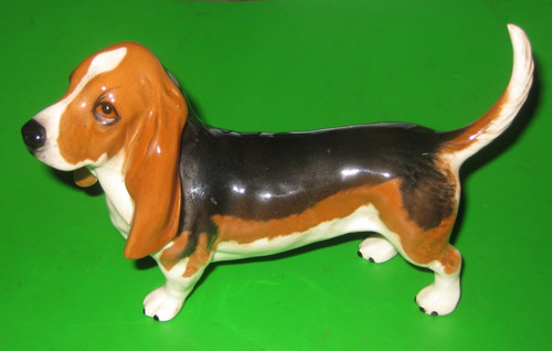 Vintage large beswick basset - large,