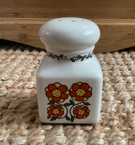 Vintage taunton vale - taunton, pottery