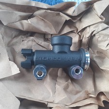 Kawasaki Z1100R/GPZ1100/Z750/GPZ550 NOS Rear Master Cylinder, Part 43016-1101!