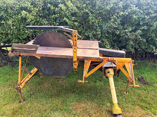 Connel pto driven table - mc, saw