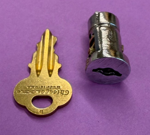 Pom service lock key for - key, old
