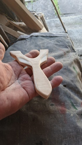 Axiom slingshot catapult - slingshot,