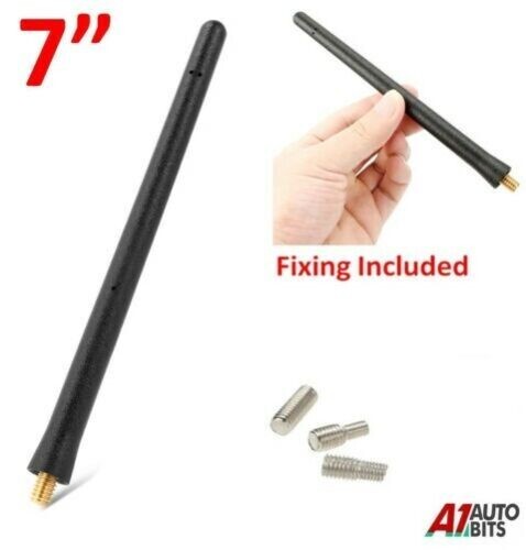 Short stubby black car aerial - short,