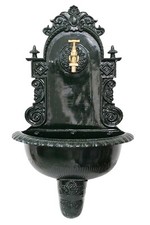Wall fountain with basin