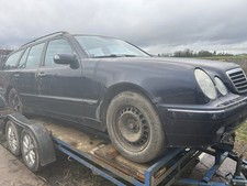 BREAKING W210 Mercedes E Class