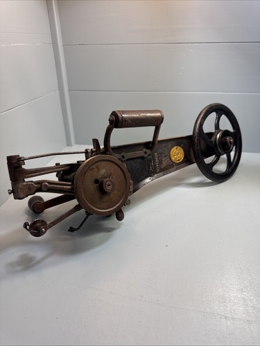 Singer hand crank - singer,