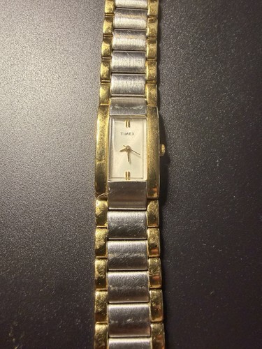 Dual tone vintage timex - dual, quartz