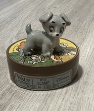 Wade Disneys Hat Box Series Mini Porcelain Figurine Lady and the Tramp Scamp Box