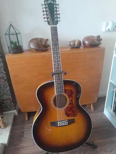 Guild f512e deluxe antique - f512e,