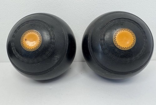 Pair thomas taylor size 4 - thomas,